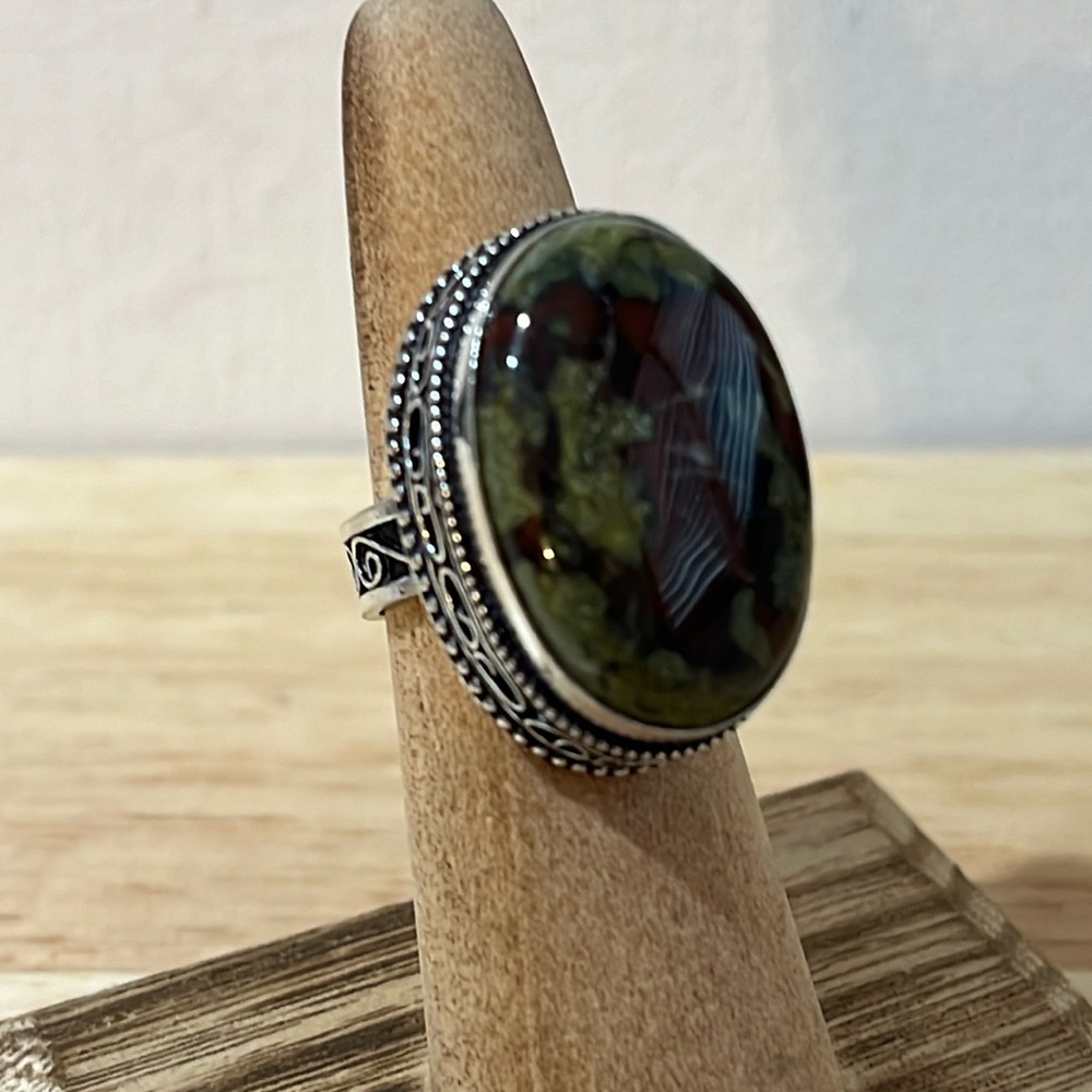 925 STAMPED STERLING SILVER OVERLAY DRAGON BLOOD GEMSTONE STATEMENT RING SIZE 7 - Picture 2 of 9